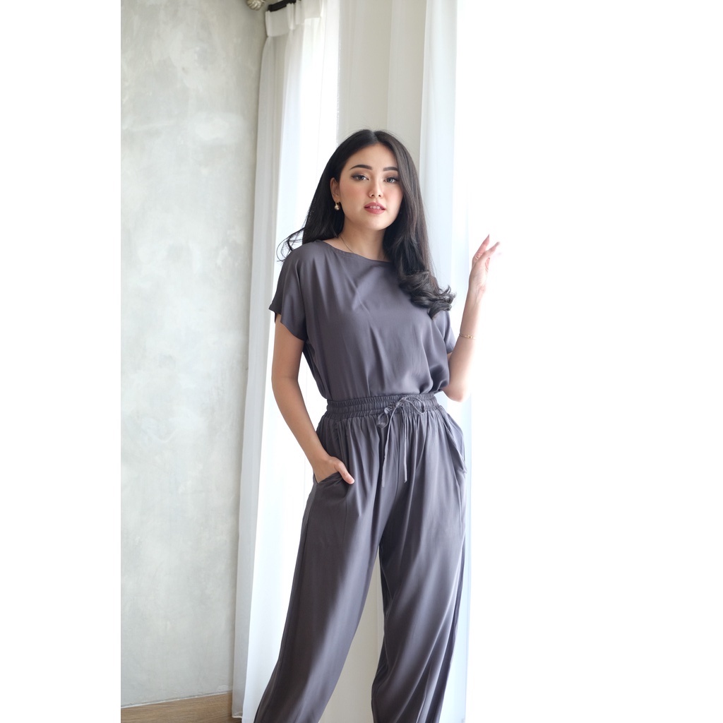 Darby Set - Atasan Celana Jogger Setelan Wanita