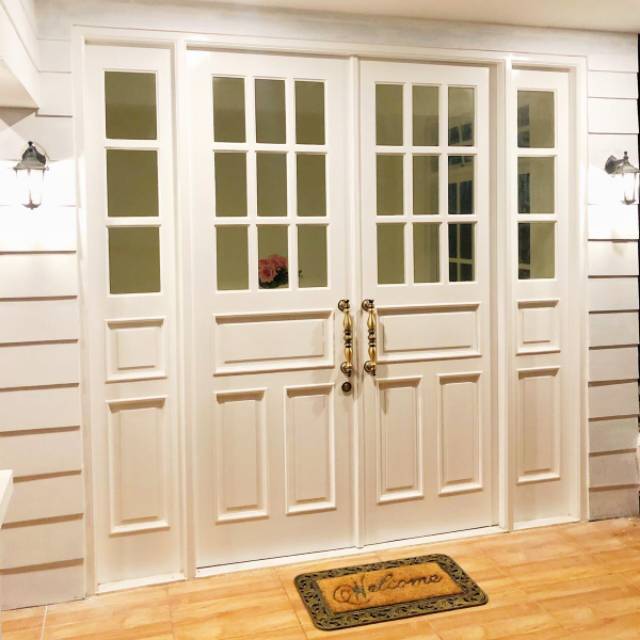 Kusen Pintu Utama klasik