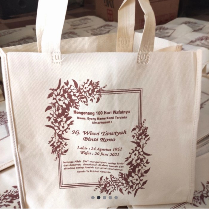 

✨ BISA COD ✨ Tas Besek 30 x 25 Custom Sablon - Cream