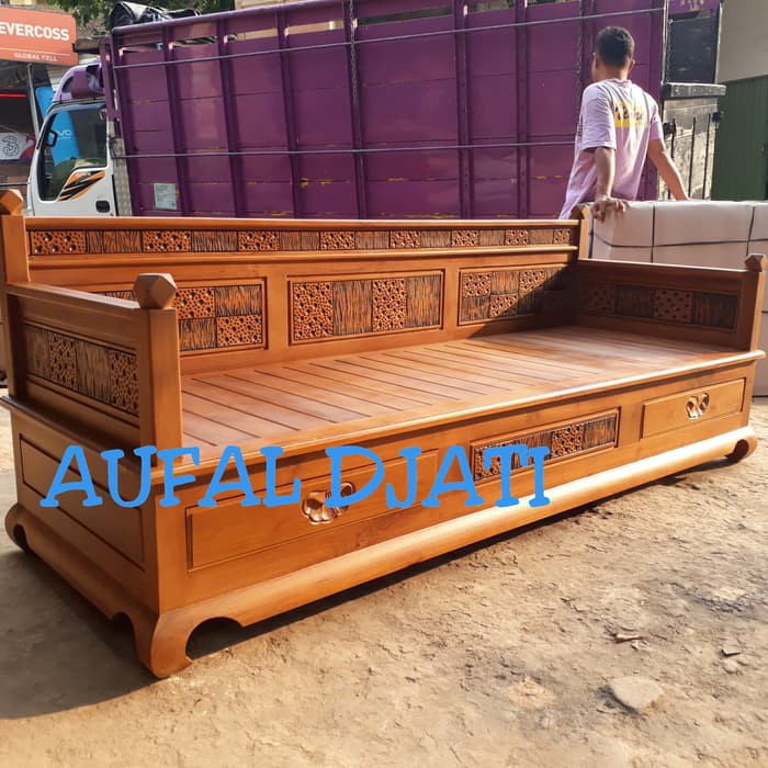 Bangku daybed kursi teras bale bale risban top kayu jati jepara