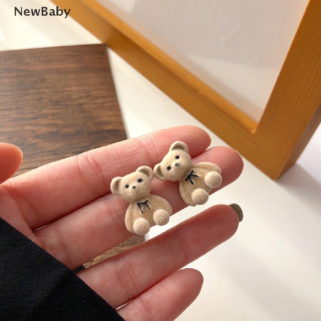 Anting Tusuk Gantung Bahan Plush Desain Beruang Untuk Wanita