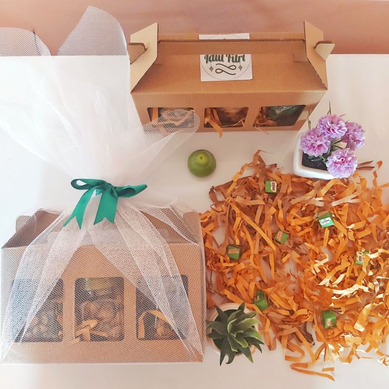 

Hampers makanan ringan / kue kering utk idul fitri