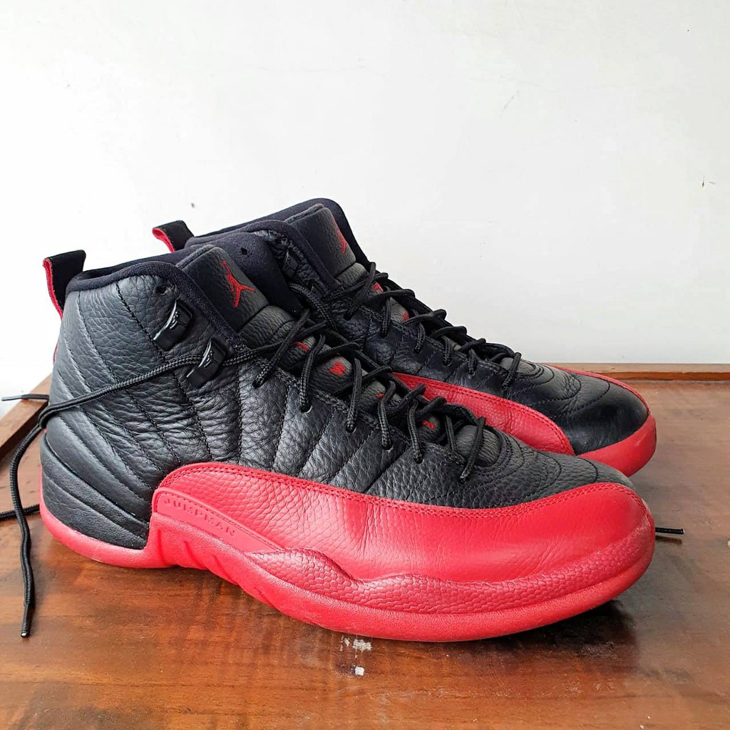 [original] second  Nike Jordan 12 Flu Game size 10.5 44.5