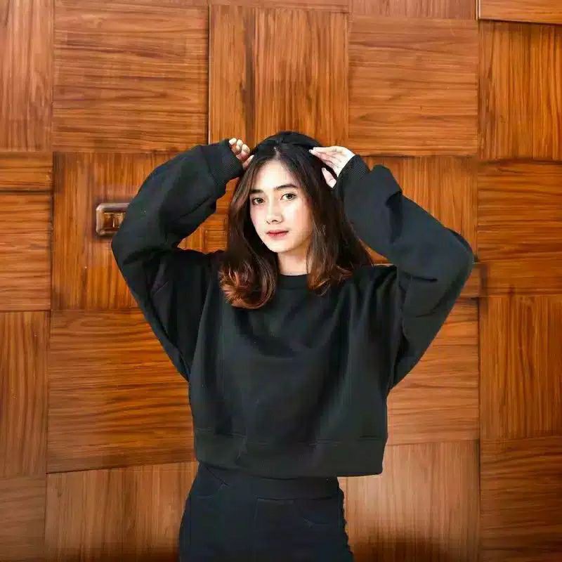 OVERSIZE CROOPE SWEATER / SWEATER WANITA CROP POLOS / OVERSIZE LENKA-HITAM SPANDEK