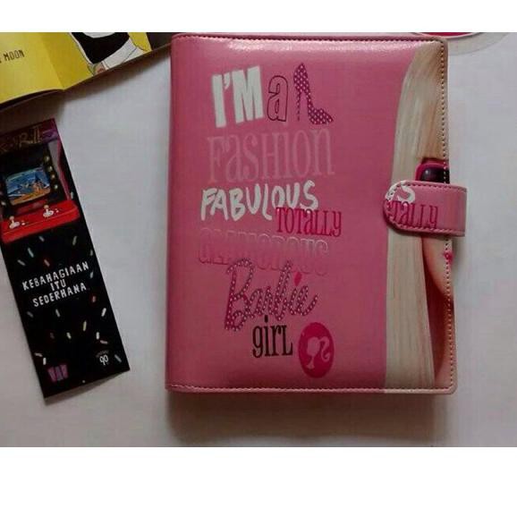 

Special Price.. Binder barbie fabulous