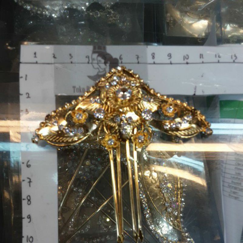 Sisir Diamond Emas