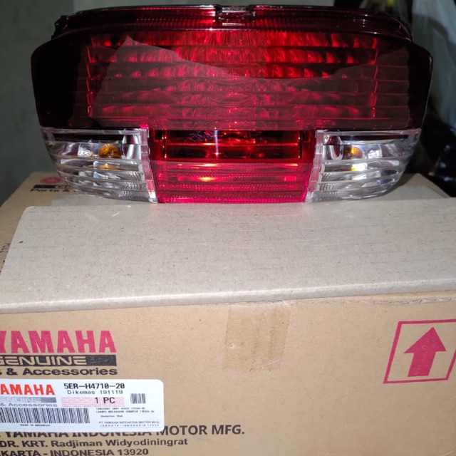 Lampu Belakang Stoplamp Assy Ori Yamaha Vega R Scorpio 2004 5ER-H4710-20