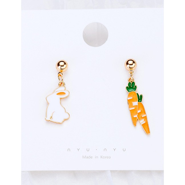 LRC Anting Tusuk Fashion White+orange Radish&amp;rabbit Decorated Earrings