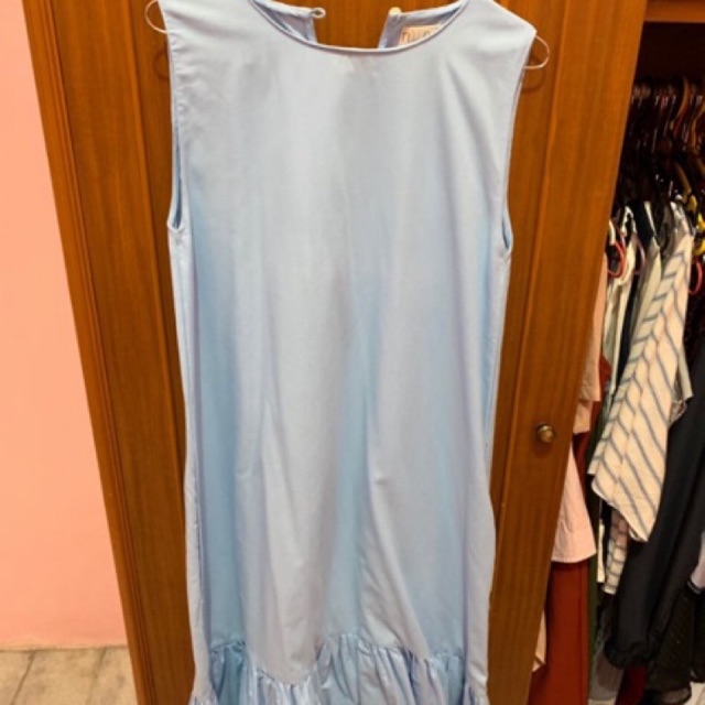 Nuna the label dress