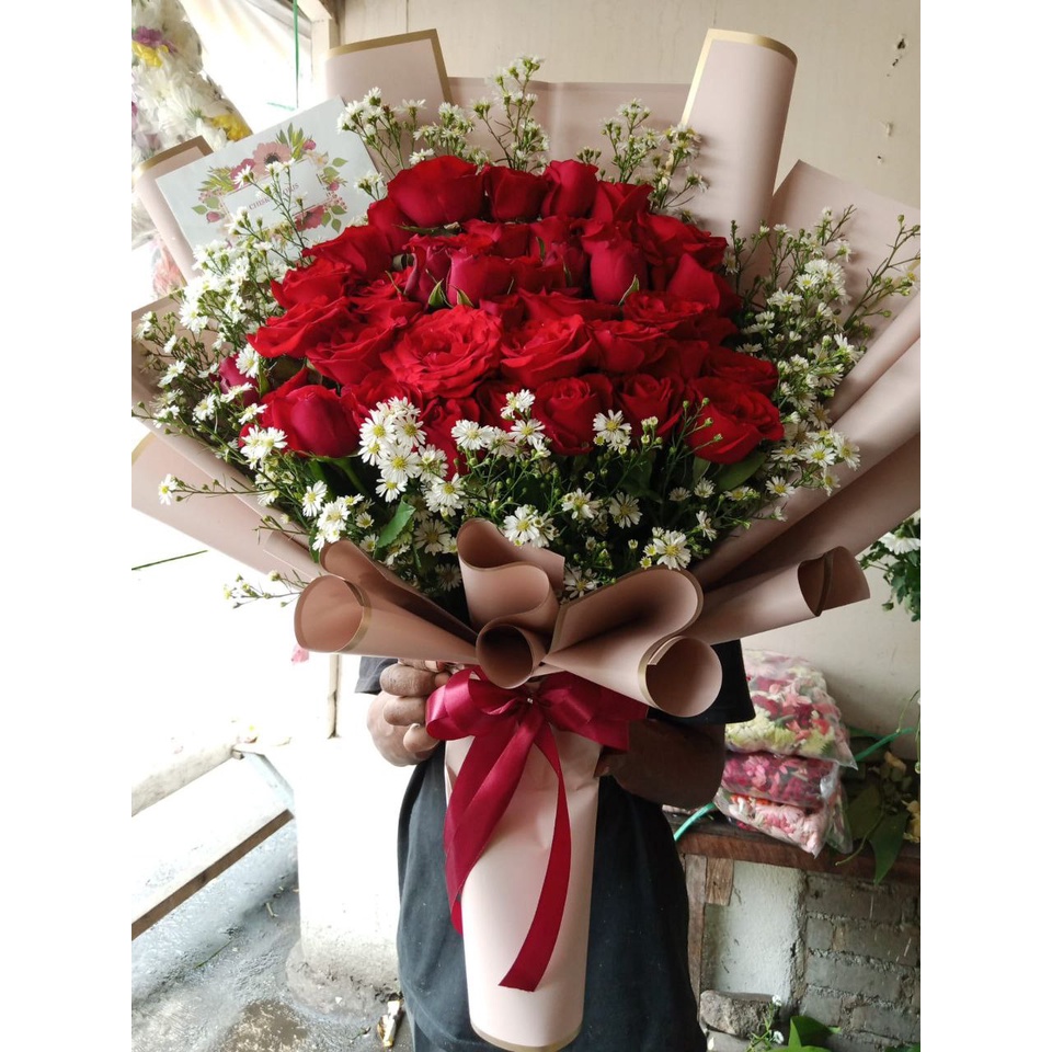 HAND BUKET MAWAR MERAH ASLI SEGAR