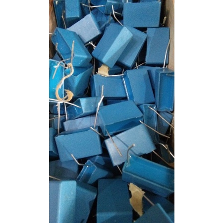 capasitor epcos 474 824 305V