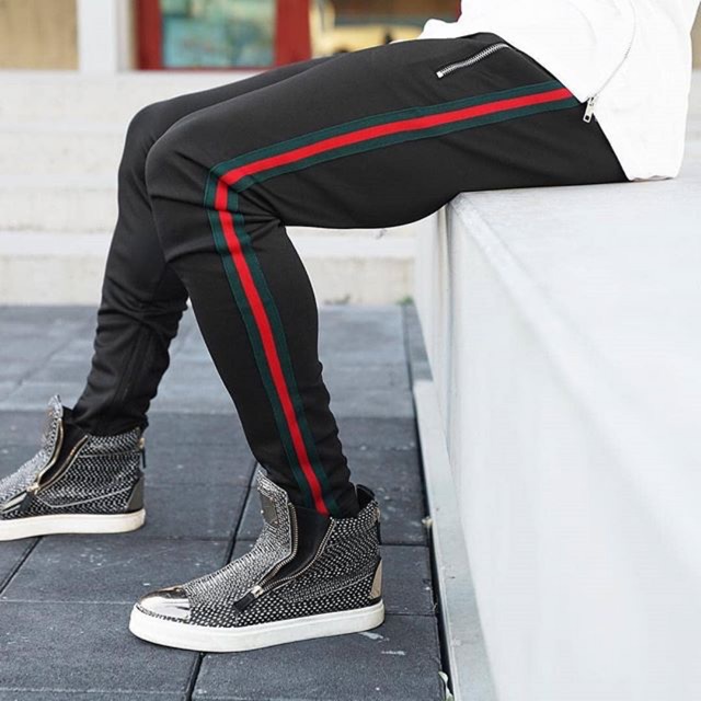 jogger pants gucci