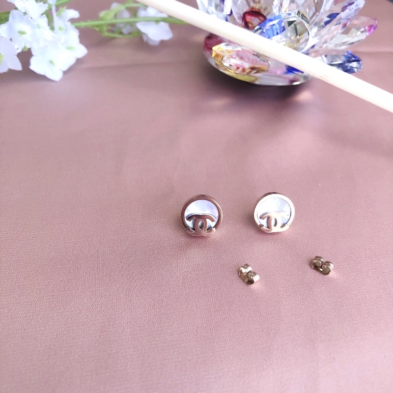 Anting Titanium Chanal Mix Keramik Formal