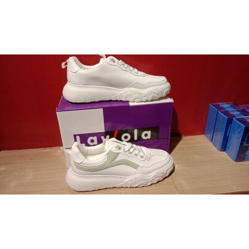 sepatu sneakers wanita by Laviola | 100% original