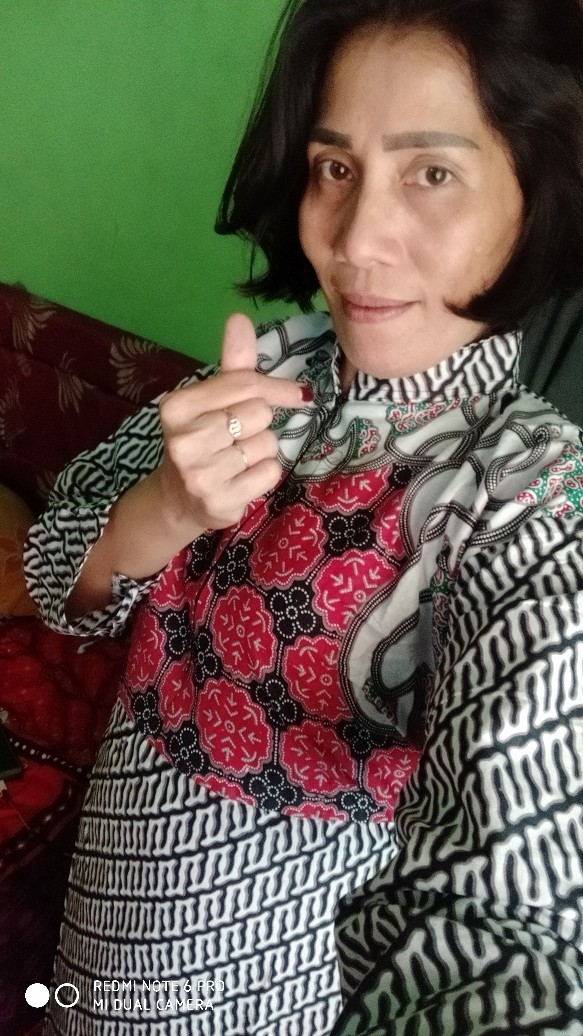 Batik Couple Keluarga Modern Sania Ruffle Ori Ndoro Jowi Dnt Motif Morena