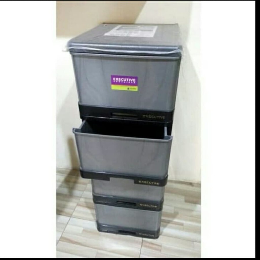 Laci Plastik / Container / Rak Serbaguna Merk Executive Susun 4