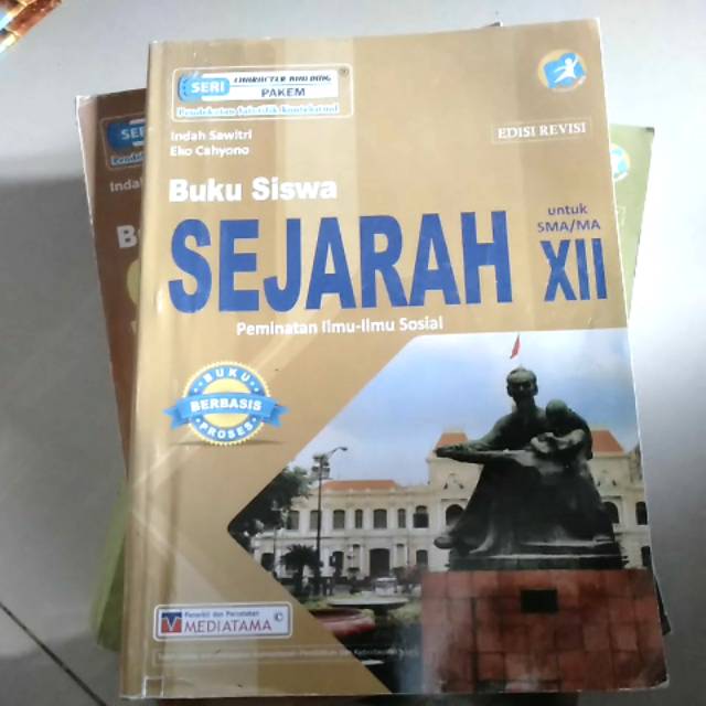Buku siswa sejarah kelas 12