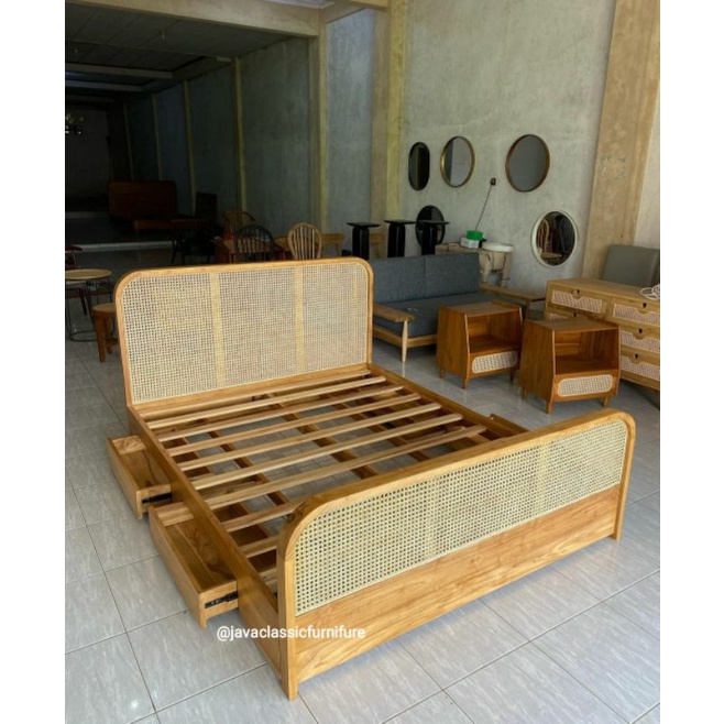 DIPAN TEMPAT TIDUR ROTAN FULL RANJANG LACI 4 DIVAN VINTAGE MINIMALIS CUSTOM MURAH BAHAN KAYU JATI TPK GRADE A FINISHING BLEACHING NATURAL BERKUALITAS EXPORT FURNITURE JEPARA-2