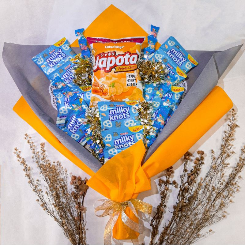 

Buket snack hadiah spesial murah