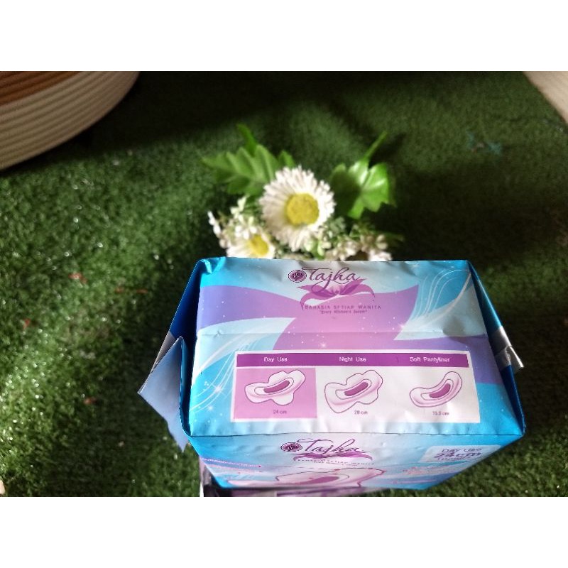 PAKET PEMBALUT WANITA HERBAL SIANG &amp; MALAM. MERK IFA TAJHA TANPA PARFUM