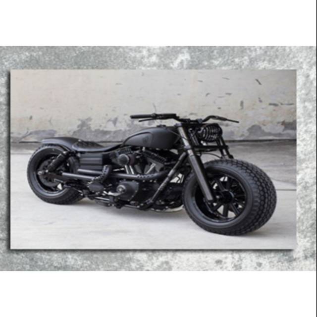 Dekorasi Poster Motor