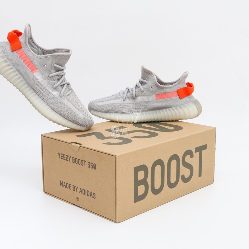 Yeezy Boost 350 V2 Tail Light