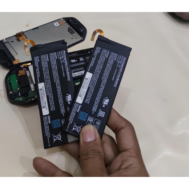 Mesin dan Baterai Ratel Cell