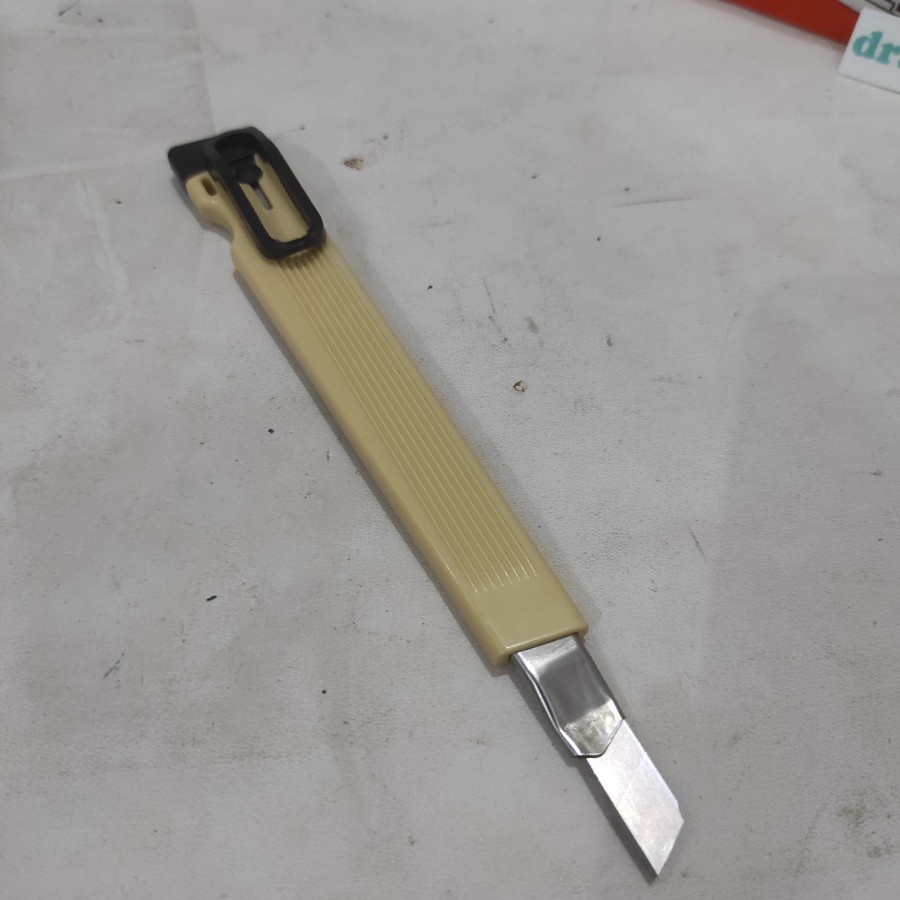 Alat potong Pisau kater Cutter Kecil A 300 a-300 a300 kenko