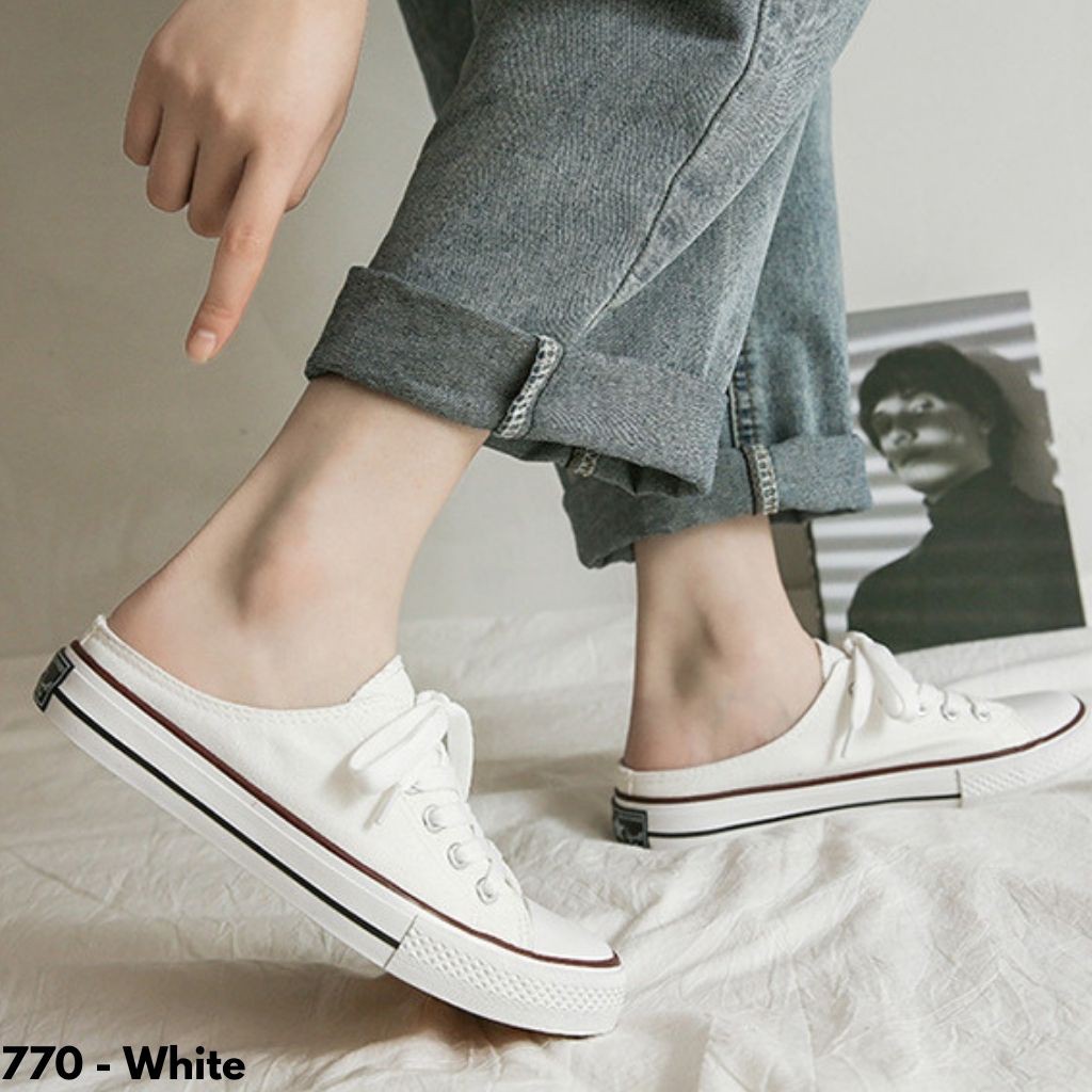 SEPATU WANITA SNEAKERS SLOP POLOS KEKINIAN PRAKTIS SIMPLE MINIMALIS SATU WARNA HITAM PUTIH 770