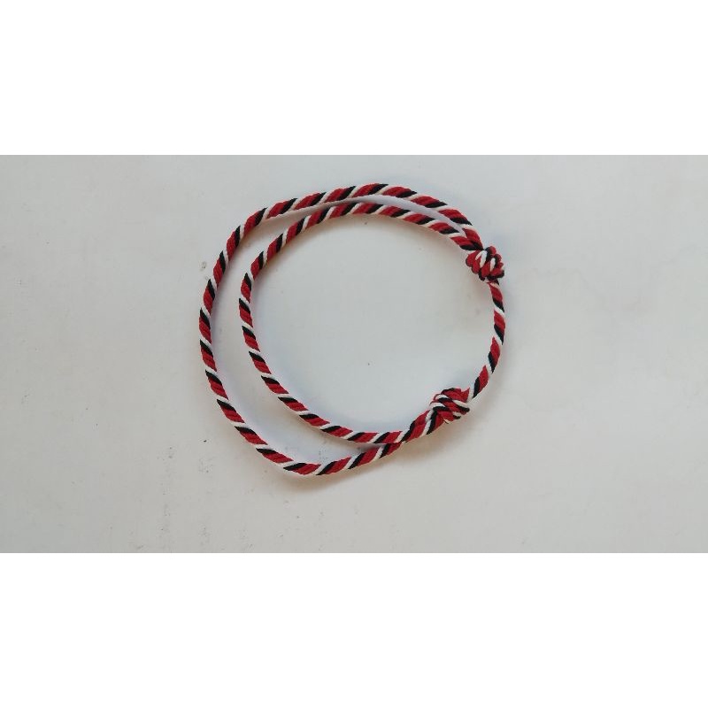 Gelang benang tridatu polos doble