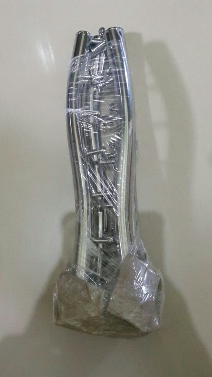 Hanger Baju Suling Kotak Belalai 6titik