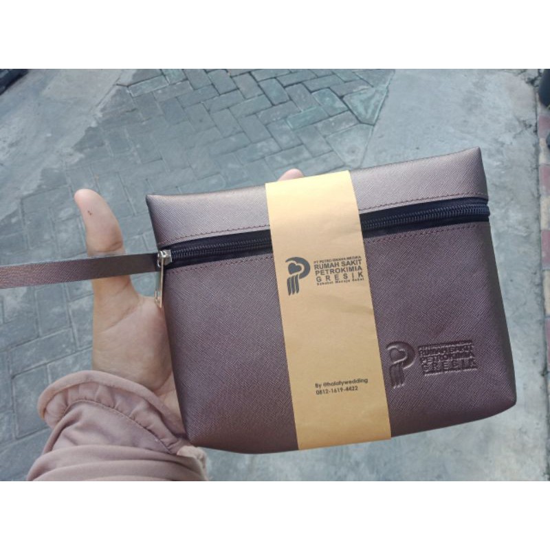 POUCH EMBOSS ( VOLUME ) souvenir