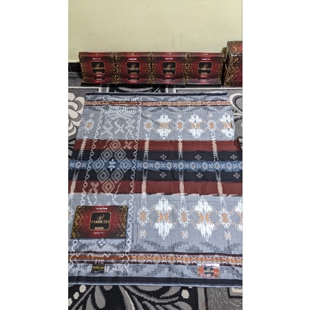 TARBUSH SAPPHIRE PREMIUM JAQUARD