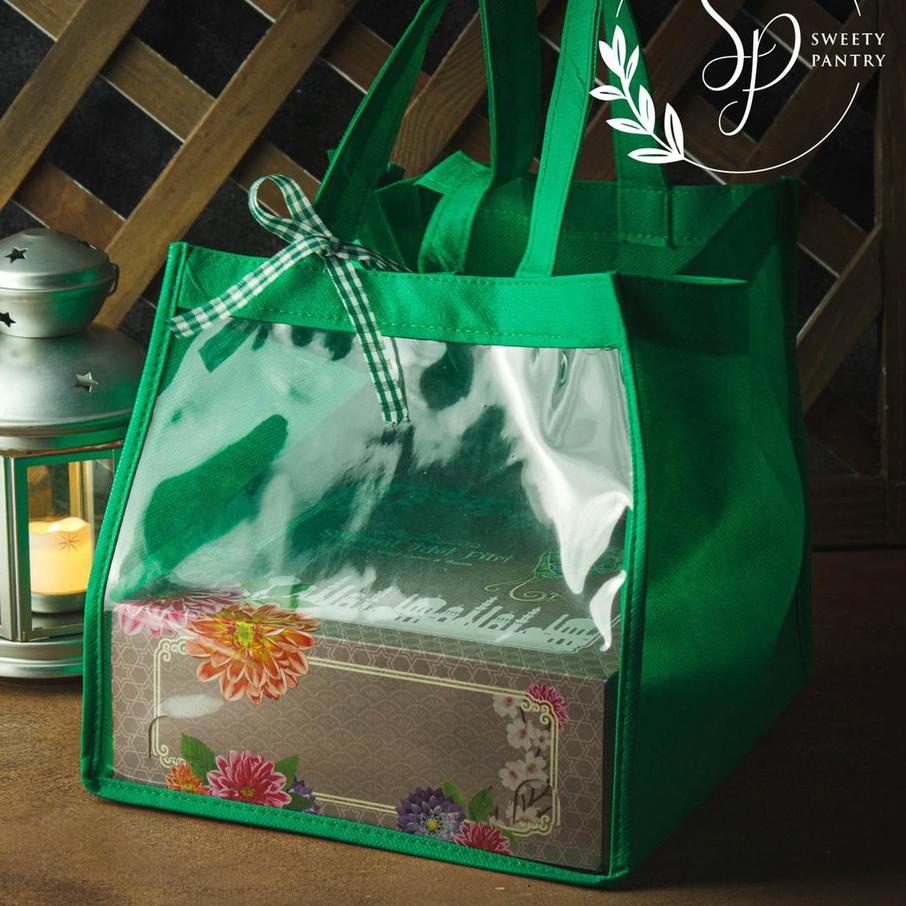 

Update! tas spunbond utk kemasan dus/box/packaging kue type mika ukuran 25