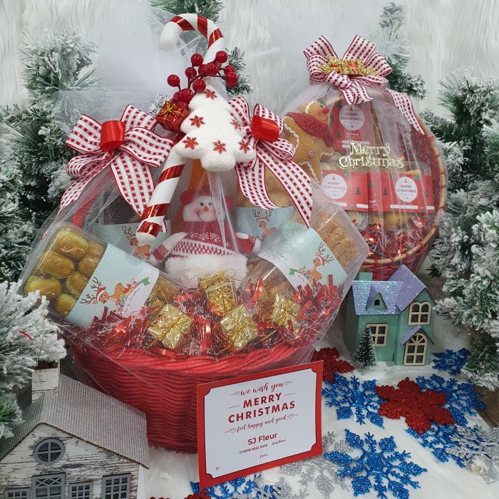 

Paket dekorasi hampers natal christmas parcel hadiah kue kering 135 - Gingerman....