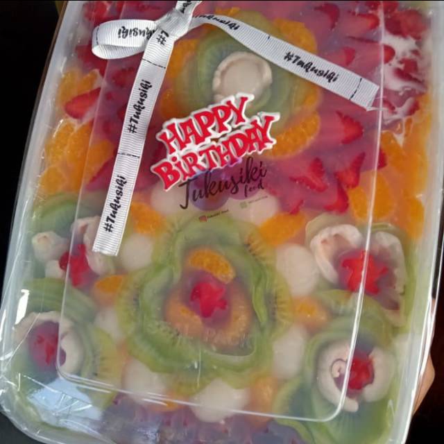 

Tukusiki salad 2000 ml full toping special ultah/anniv 4