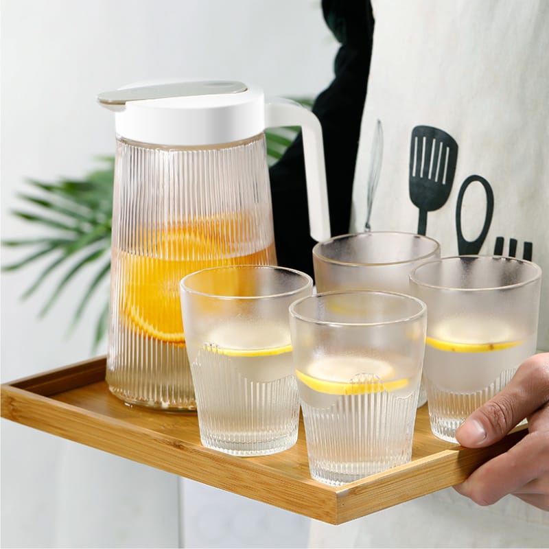 DISKON BL-3 Teko Set Gelas Tebal Tempat Minum 1 Pitcher &amp; 4pcs Gelas Import Bpa Free Teko Air Panas Dan Dingin set dengan Cangkir Teko plastik Air minum Jug 1,5 Liter Besar Sutera99