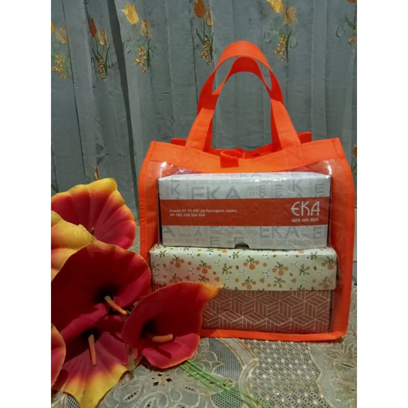 

tas hampers spunbond(isi 5 pcs)
