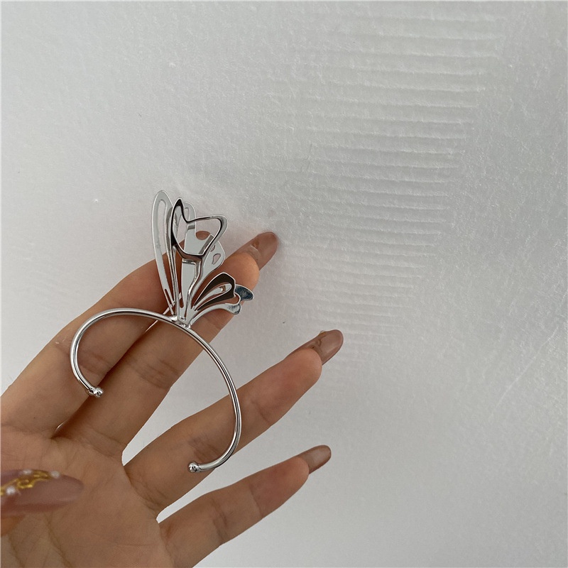 Single non-perforated clip-on butterfly earrings Aksesoris Telinga Kepribadian Korea Wanita