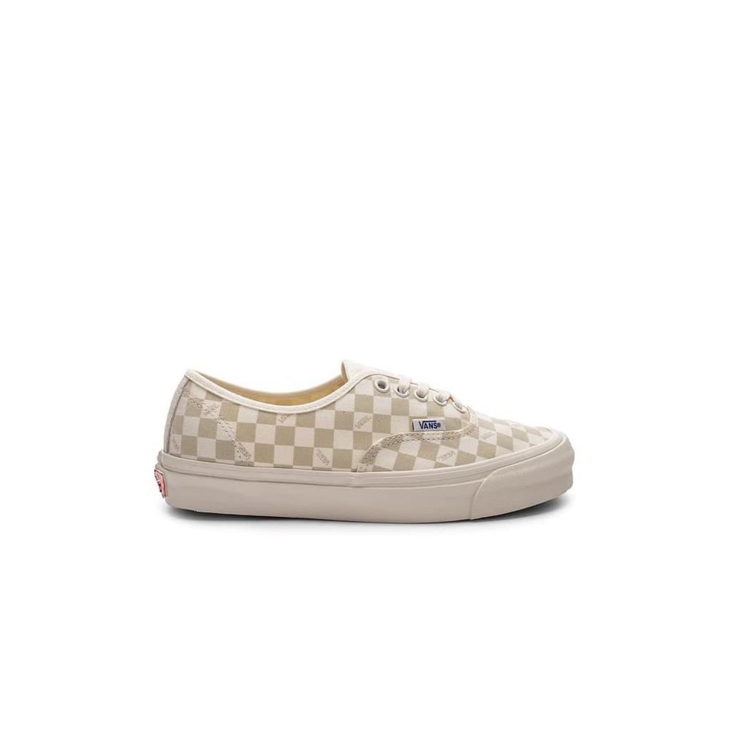 vans authentic checkerboard marshmallow