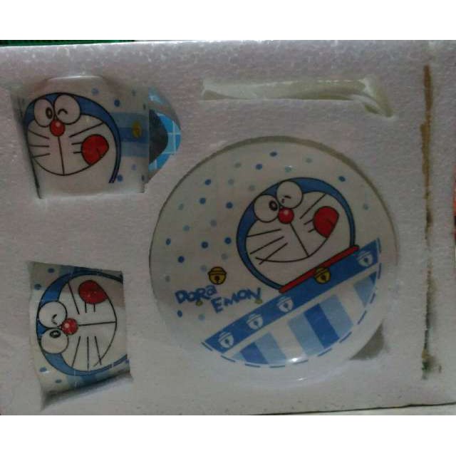03658 set piring doraemon gelas doraemon keramik plus sumpit per set 2kg