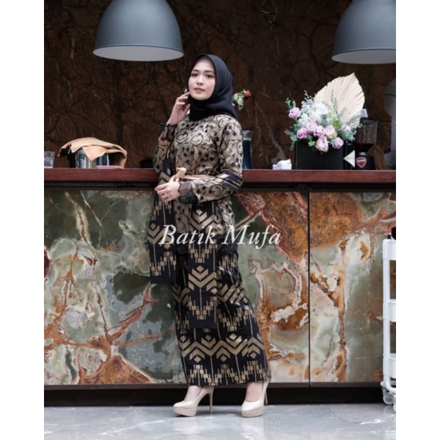 Kebaya batik bestseller couple kintana KEBAYA MODERN Kebaya wisuda kebaya tunangan