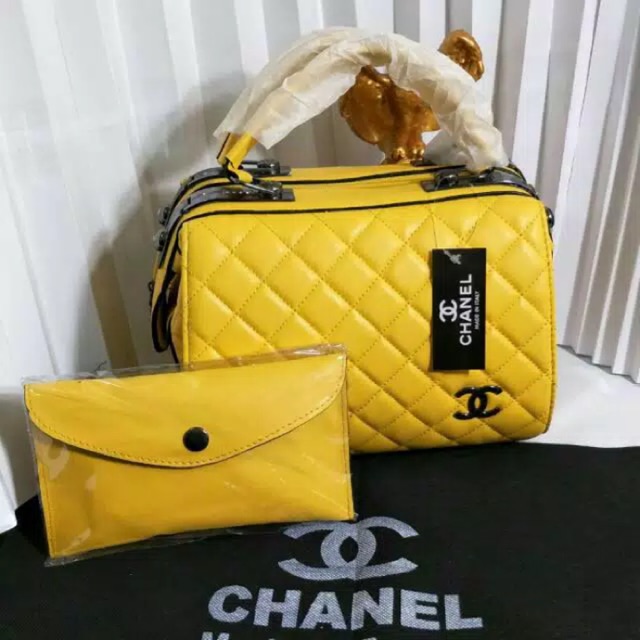 Tas chanel branded|tas Import |tas murah |tas selempang Import|Logo chanel