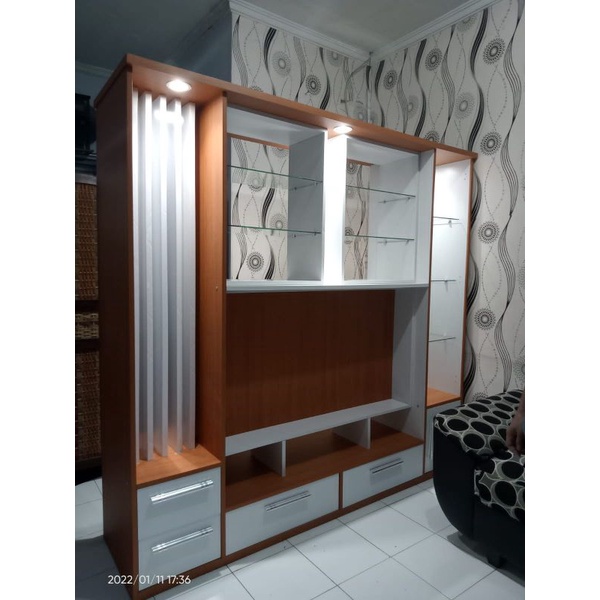 Partisi 2 muka keren uk 200*200*50