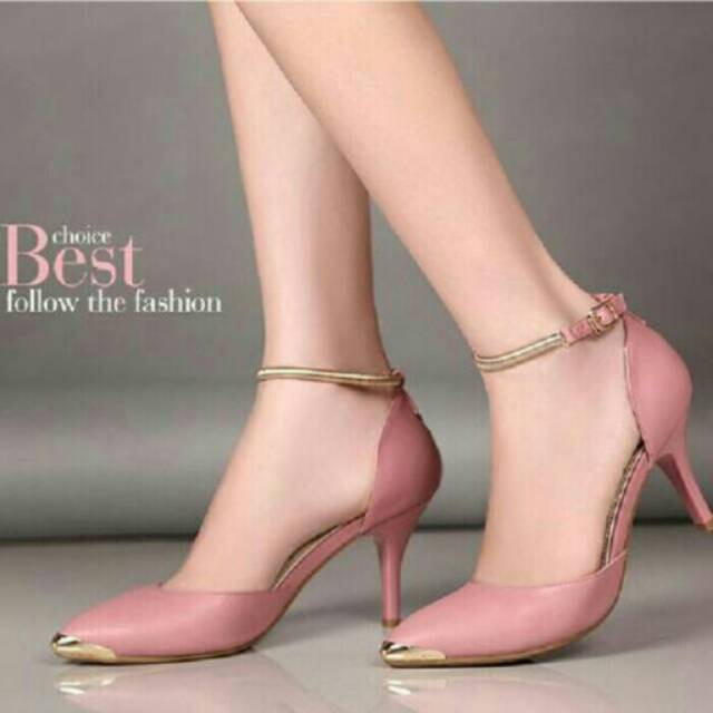 Sepatu wanita pink