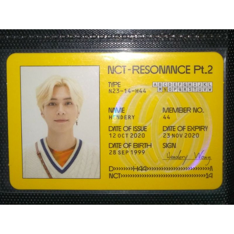 WTS id card hendery cc jaemin xiaojun
