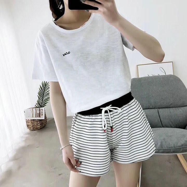 HOT PANTS MUNIKO SALUR | CELANA PENDEK WANITA CASUAL