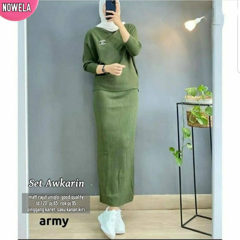 SET AWKARIN MATT RAJUT UNIQLO, GOOD QUALITY