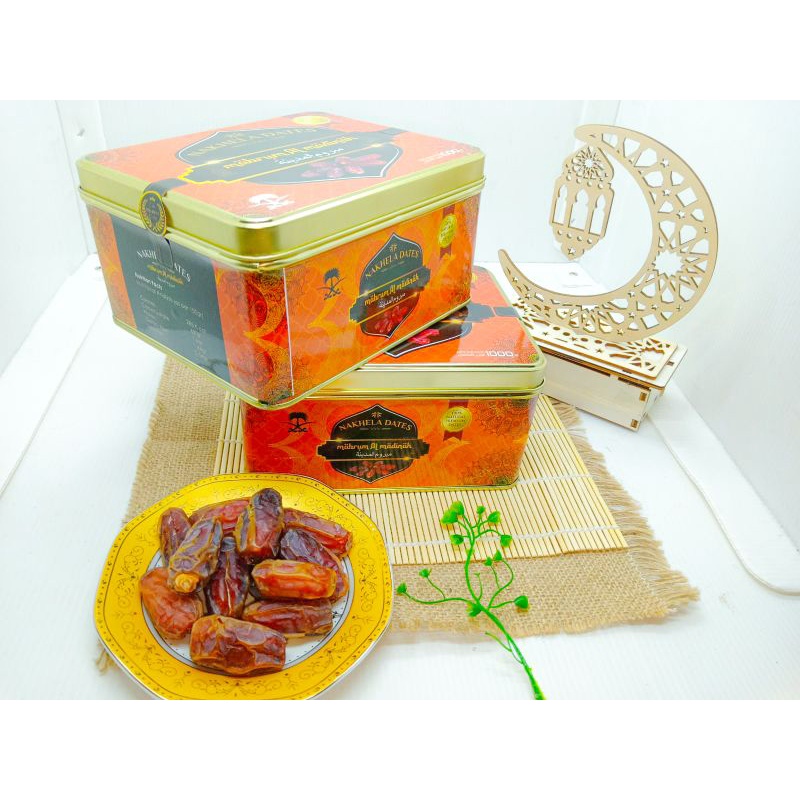 

Kurma Mabroum Madinah Nakhela Dates Kemasan kaleng 1 Kg