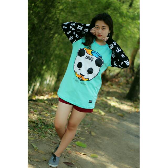 Kaos Kickout apparel lengan panjang
